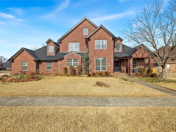 6260 W Grays Gap Rd, Fayetteville, AR 72704