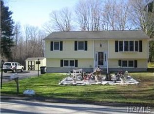 8 Colonel Glenn Dr, Carmel, NY 10512