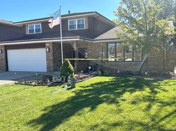 6109 Brookwood Dr, Oak Forest, IL 60452