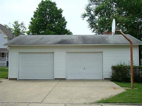 4th image of 339 E Highland Ave