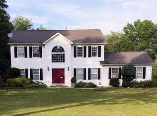 48 James Clark Dr, Middletown, NY 10940
