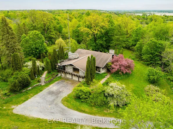 4958 Carp Rd, Ottawa, ON K0A 2H0