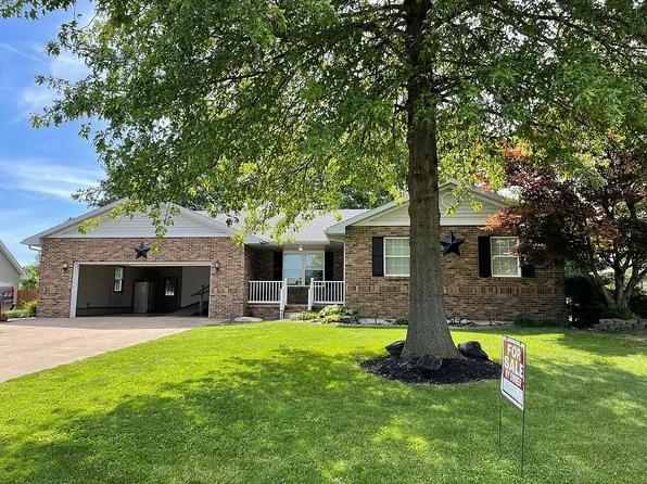 902 Cross Ave, Jerseyville, IL 62052