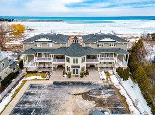 40 Trott Blvd #104, Collingwood, ON L9Y 5K5
