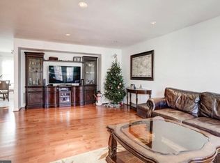 7624 Indian Hills Dr, Rockville, MD 20855
