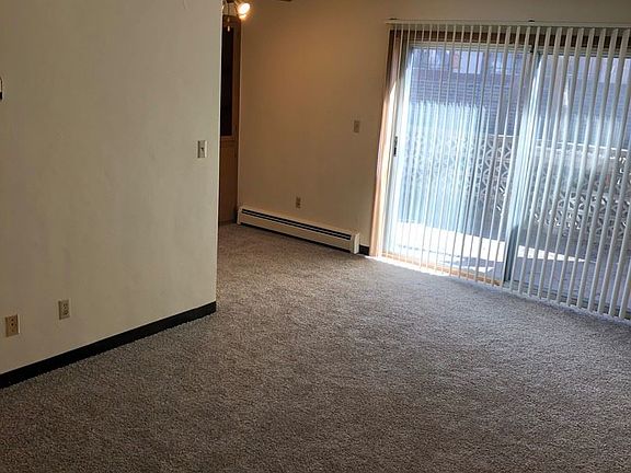 5th image of 2580 N Oakland Ave APT 104