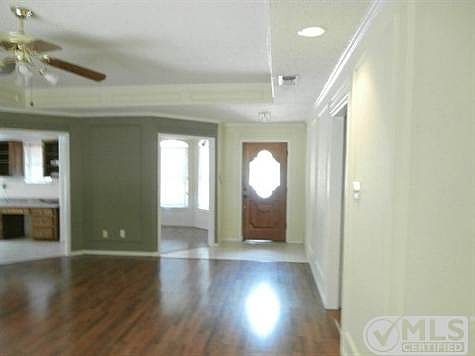 4th image of 6409 Whitney Ct
