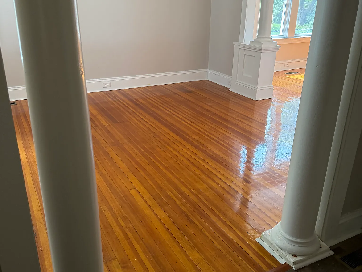 3 bed, 1200 sqft, $1,500 — Photo 4