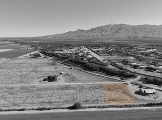 Split 2 Bomza Way, Central, AZ 85531