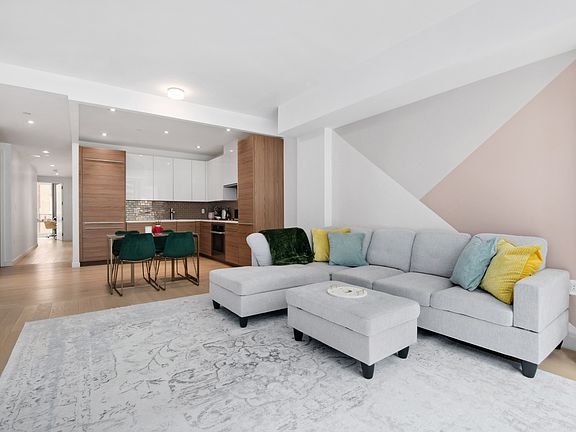 3rd image of 337 E 62nd St #2C