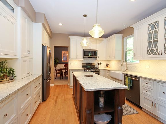 3rd image of 177 Picasso Dr