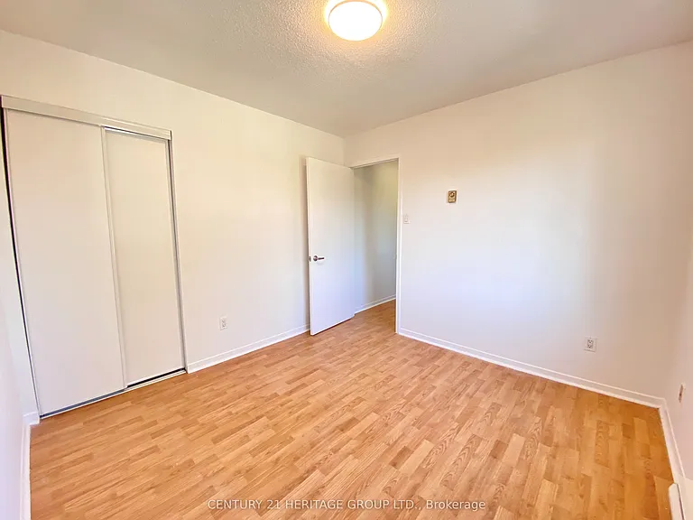 170 Grove St E #403 — Photo 17