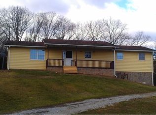 560 Greystone Rd, Greeneville, TN 37743