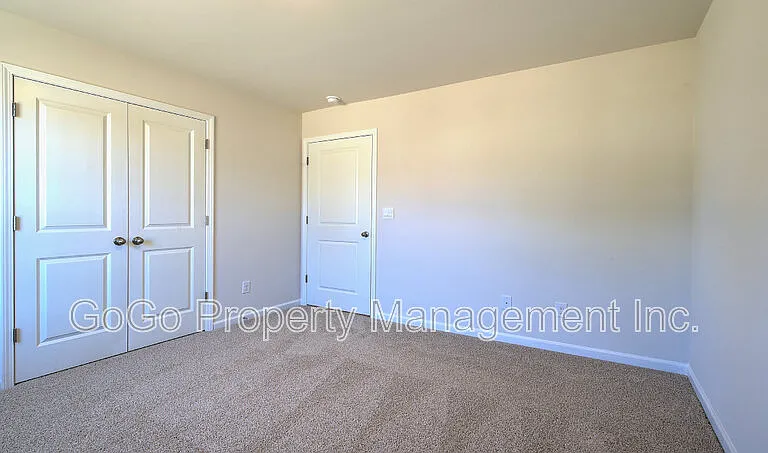 208 Reynard Trl — Photo 17