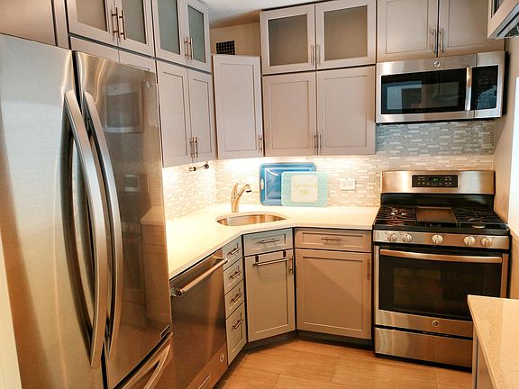 3rd image of 4501 Arlington Blvd APT 328