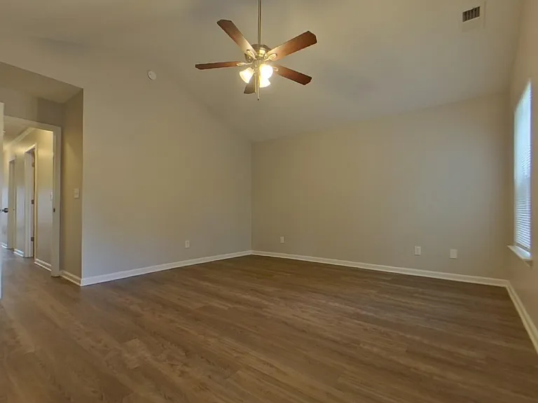 180-180 Riglaw Cir — Photo 11