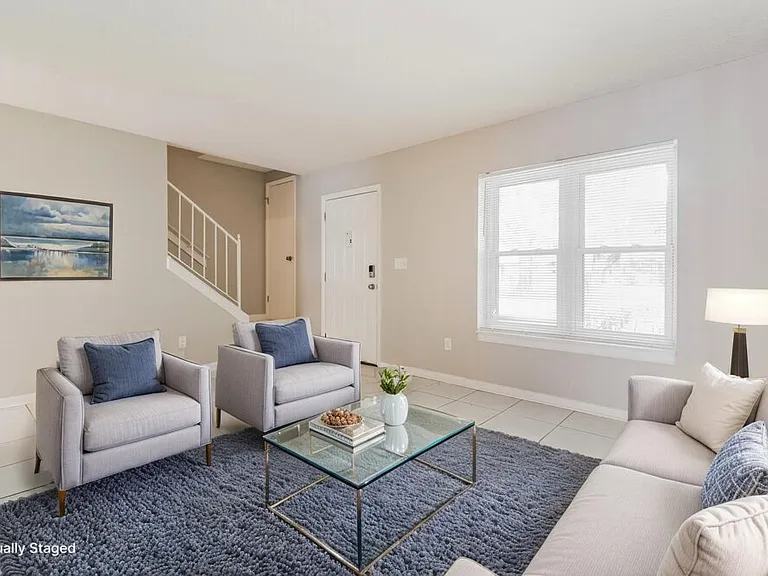 7640 Woodbridge Blvd — Photo 4