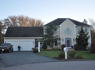 1 Costa Dr, Fairhaven, MA 02719