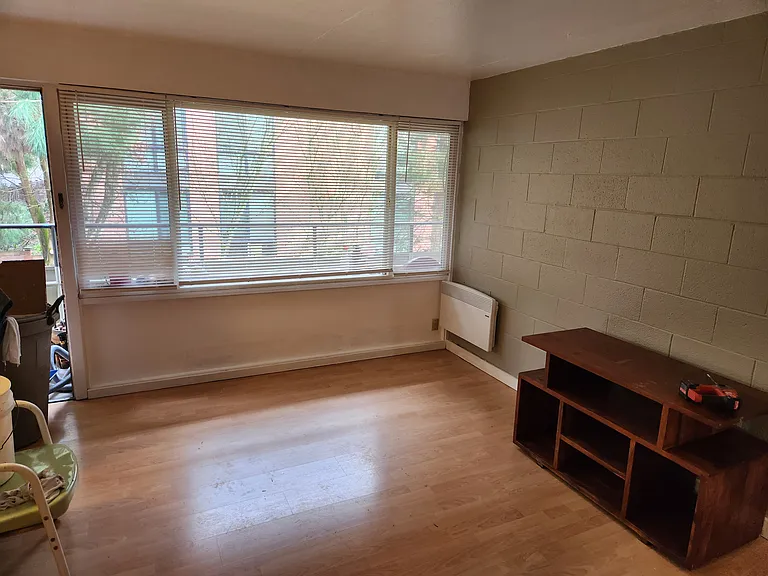 1414 E Howell St #9 — Photo 5