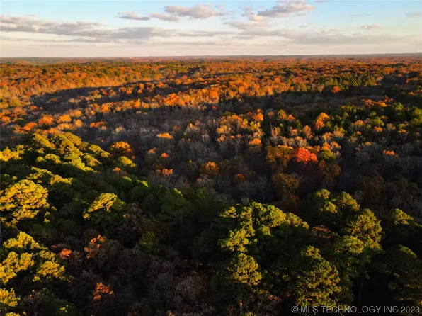 20 S 565th Rd, Colcord, OK 74338