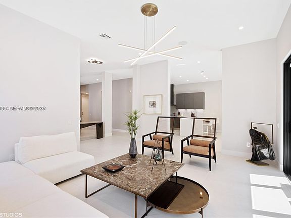 5th image of 5883 Brookfield Cir