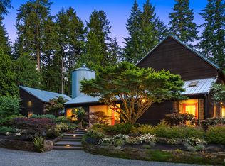 9000 NE Hidden Cove Rd, Bainbridge Island, WA 98110