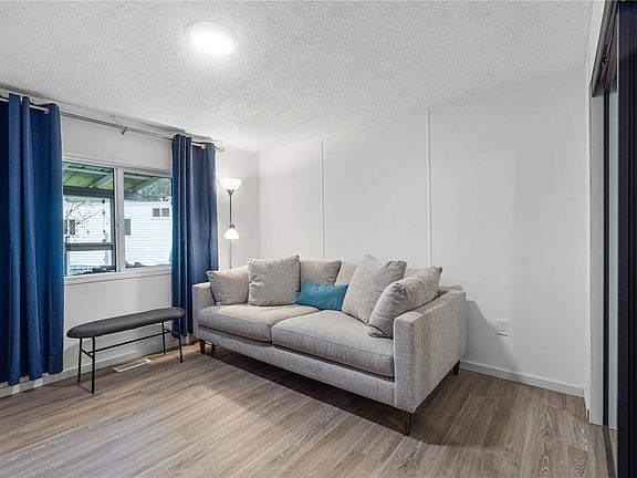 5th image of 3449 Hallberg Rd #26