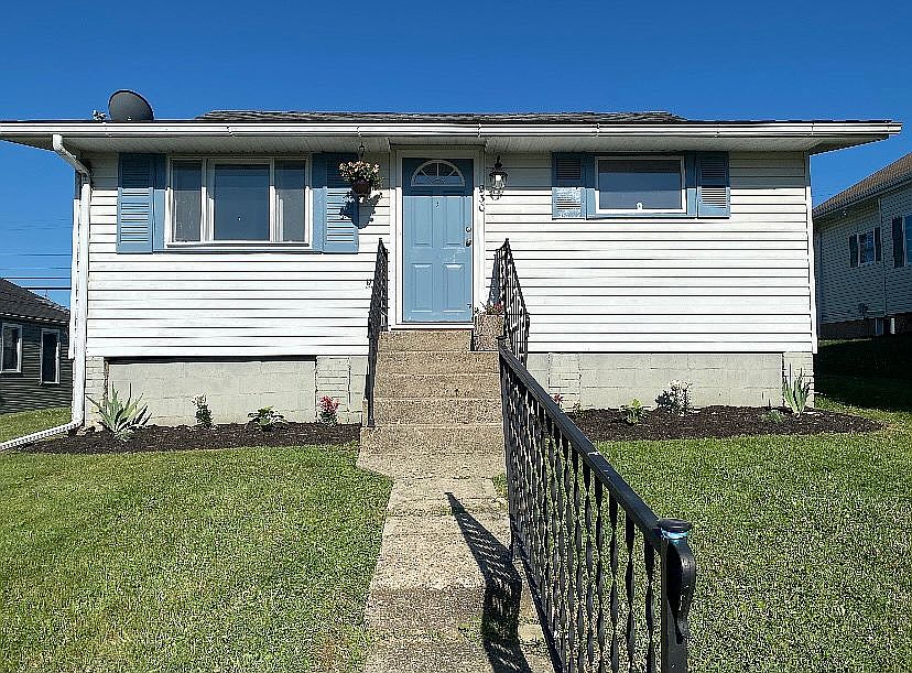 1st image of 230 Highland Dr