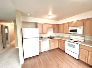 338 SW Woods St APT 6, Newport, OR 97365