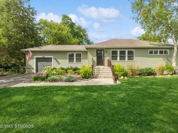 22660 W Silver Lake Ave, Antioch, IL 60002
