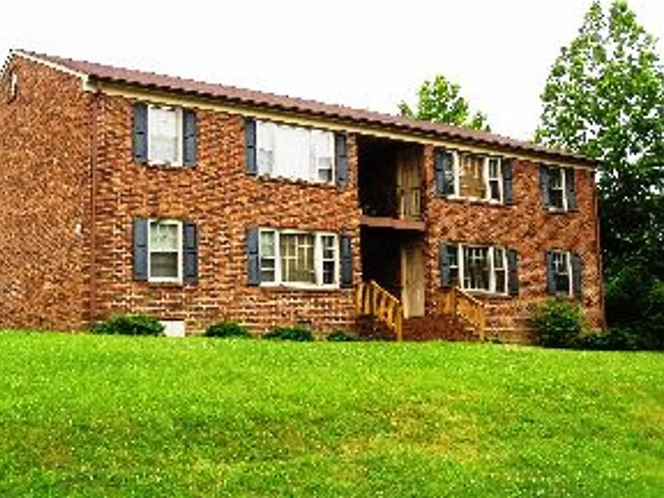 1401 Tenbury Dr