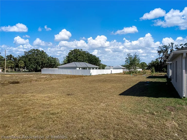 6301 Red Cedar Rd — Photo 32