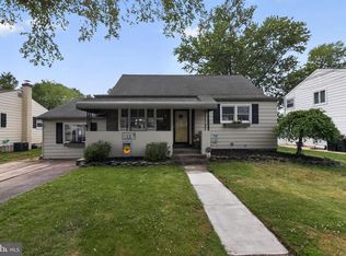 12 Digby Dr, Blackwood, NJ 08012