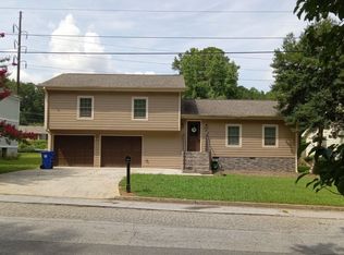585 Catrina Ct, Stone Mountain, GA 30087