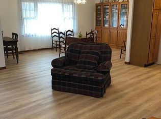 1097 County Road 700 N, Toledo, IL 62468