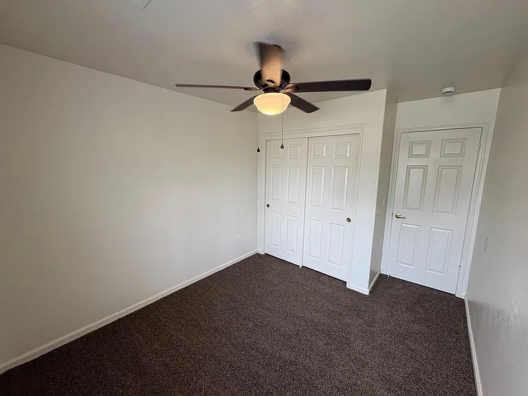 723 N Simon St — Photo 14