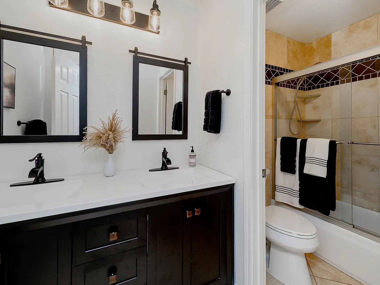 5487 Wildflower Dr — Photo 2