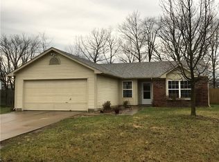 8332 N Burbrink Dr, Columbus, IN 47201