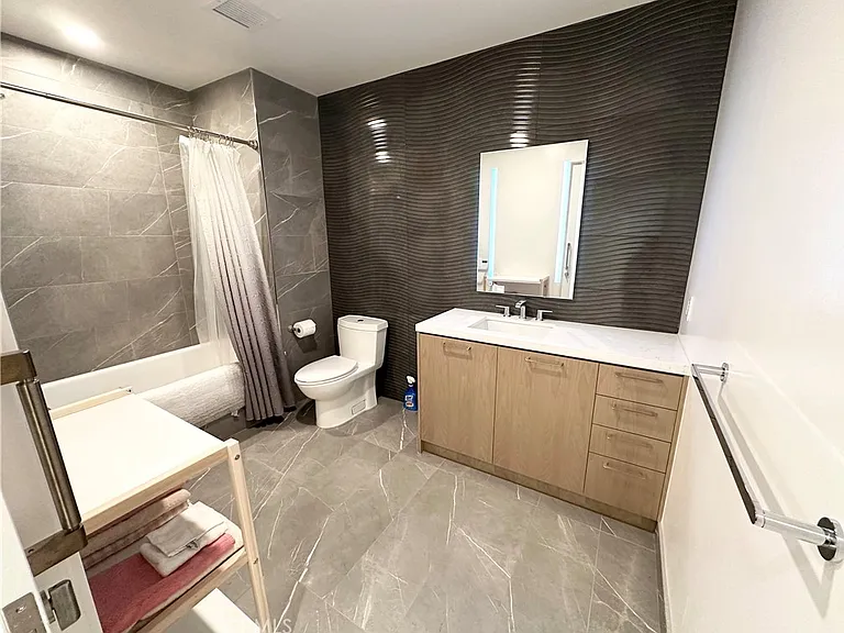400 S Broadway Ave #2109 — Photo 10