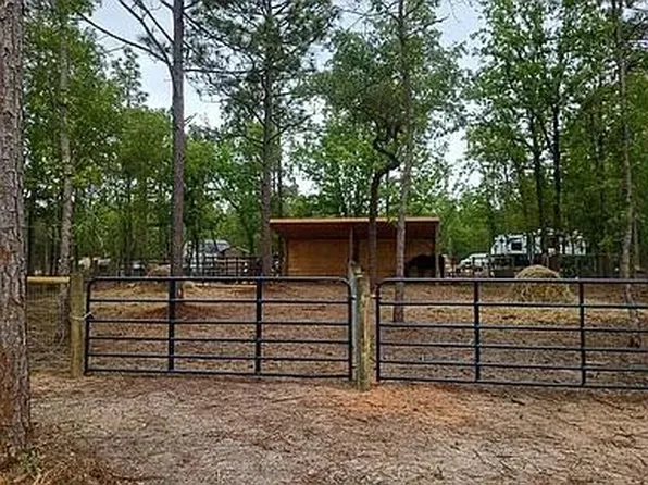 679 Live Oak Dr, Windsor, SC 29856