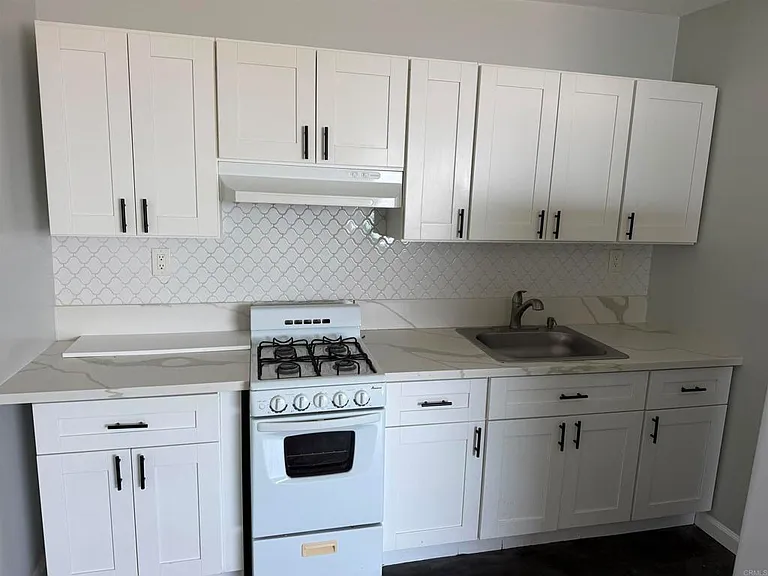 7302 San Miguel Ave — Photo 11
