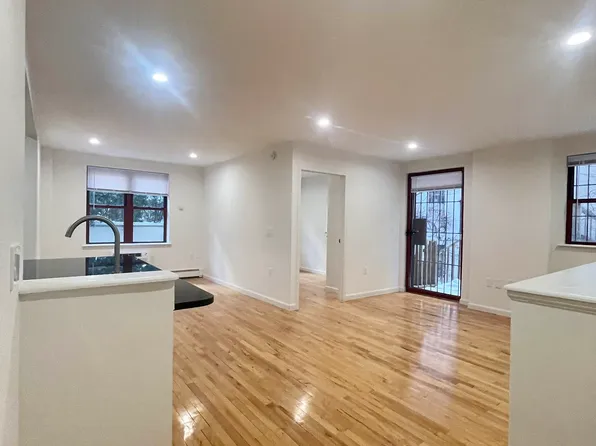 190 East 7th Street image 1 of 28