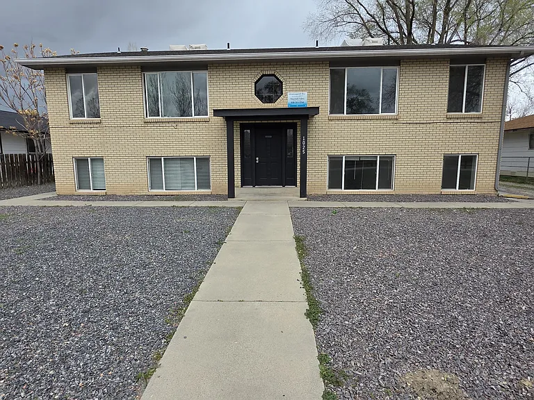 1025 Cedar Way #4 — Photo 9