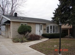 1080 Seymore Ave, Des Plaines, IL 60016