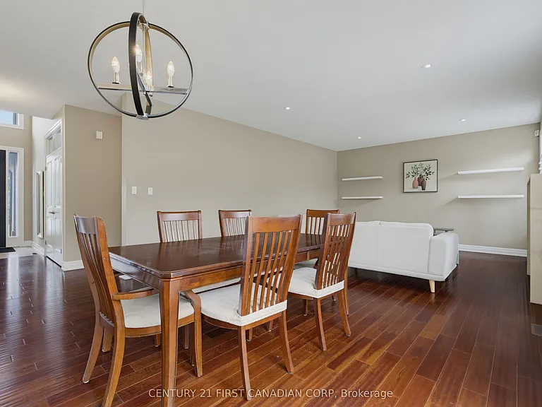 1018 Medway Park Dr — Photo 15