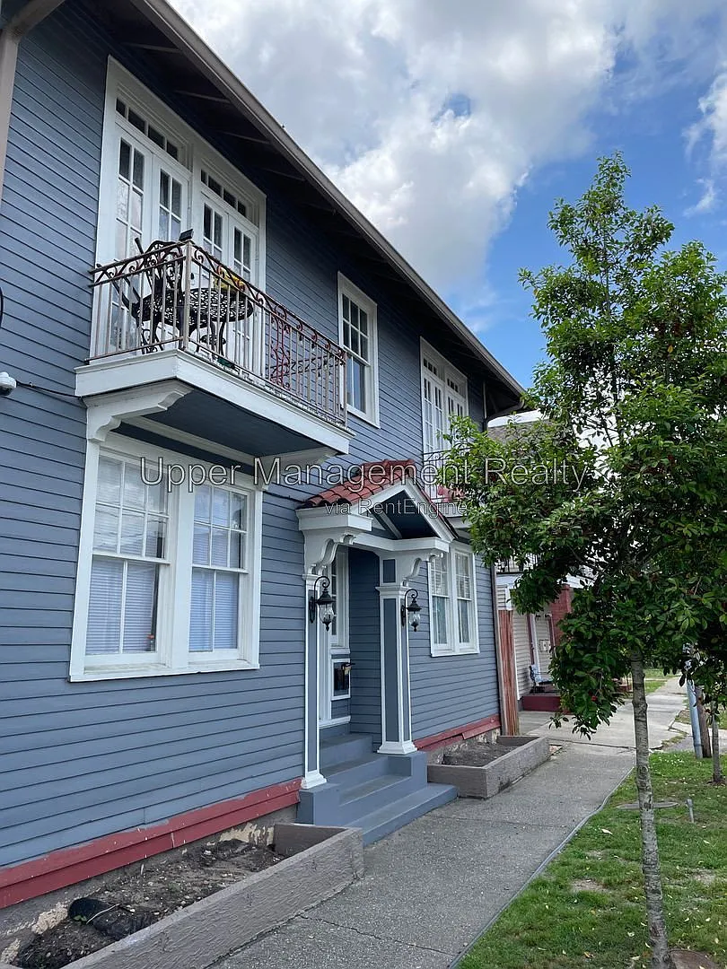 1 bed, 2.0 bath, 600 sqft, $1,300 — Photo 1