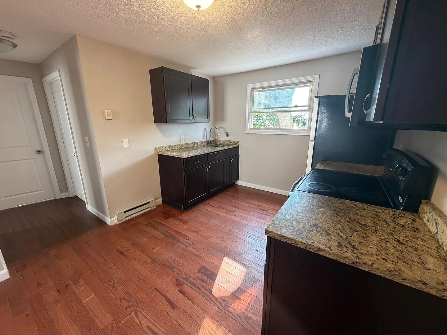 The Residences at Fall River — Photo 4