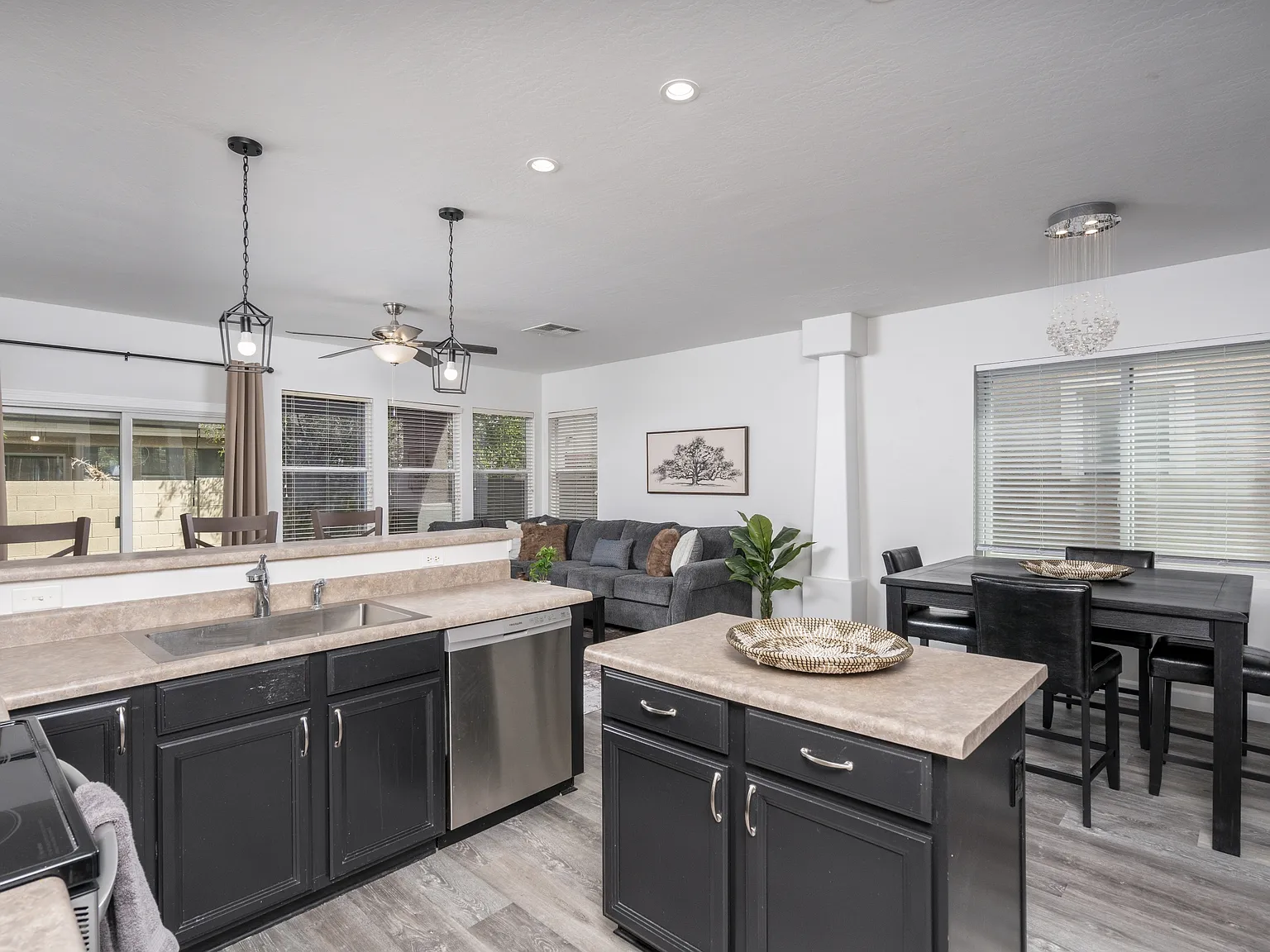3034 West Villa Cassandra Drive - 1 — Photo 1
