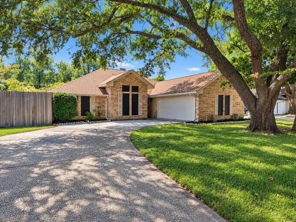1107 Bayshore Dr, Rockwall, TX 75087
