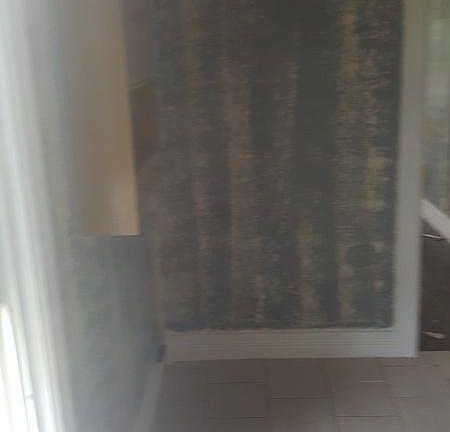 4th image of 1532 Howard Ave